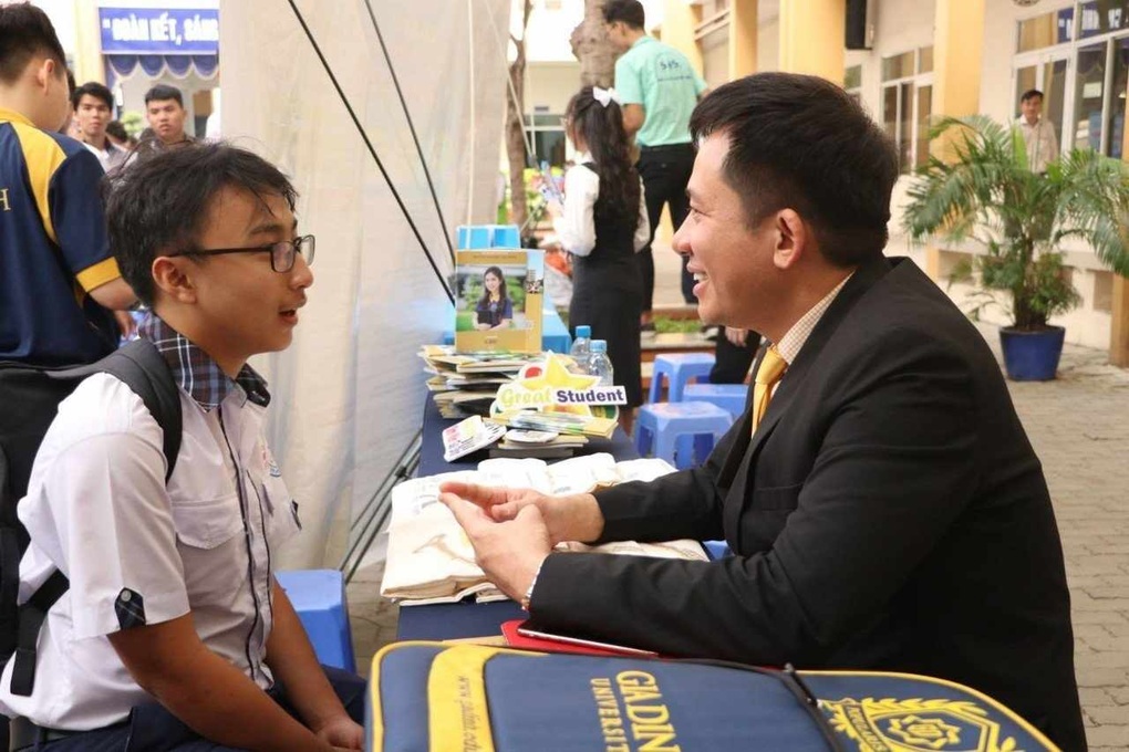 Điểm chuẩn xét tuyển đại học 2023 khả năng tăng 0,5-1 điểm - 1 Điểm chuẩn xét tuyển đại học 2023 khả năng tăng 0,5-1 điểm - 1