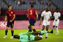 Tây Ban Nha vào bán kết Olympic Tokyo sau 120 phút căng thẳng