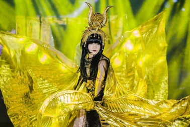 Nữ sinh Ngân hàng đại diện Việt Nam thi cosplay tại Nhật