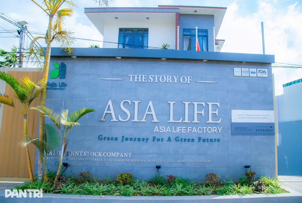 Vụ kẹo rau củ Hoa hậu Thùy Tiên quảng cáo: Đã cung cấp hơn 40.000 hộp - 1 Vụ kẹo rau củ Hoa hậu Thùy Tiên quảng cáo: Đã cung cấp hơn 40.000 hộp - 1