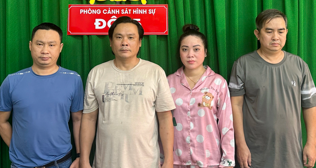 Hơn 3.800 phụ nữ bán dâm tại TPHCM có phải con số thật? - 1 Hơn 3.800 phụ nữ bán dâm tại TPHCM có phải con số thật? - 1