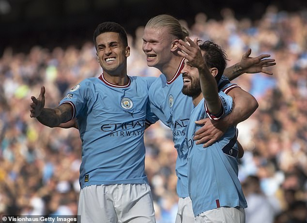 HLV Pep Guardiola phản ứng sau khi Man City vô địch Premier League - 1 HLV Pep Guardiola phản ứng sau khi Man City vô địch Premier League - 1