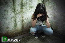 Thiếu nữ bán trang sức bạc tỷ của mẹ để lấy vài đồng mua khuyên mỹ ký