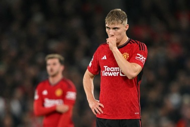 Hojlund tỏa sáng, Man Utd vẫn thua ngược Galatasaray