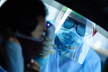 Nam tiếp viên hàng không lây lan Covid-19: "Em rất hối hận"