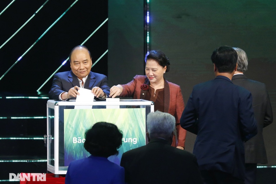 Thủ tướng: “Chung tay vì người nghèo là mệnh lệnh trong mỗi trái tim” - 2 Thủ tướng: “Chung tay vì người nghèo là mệnh lệnh trong mỗi trái tim” - 2