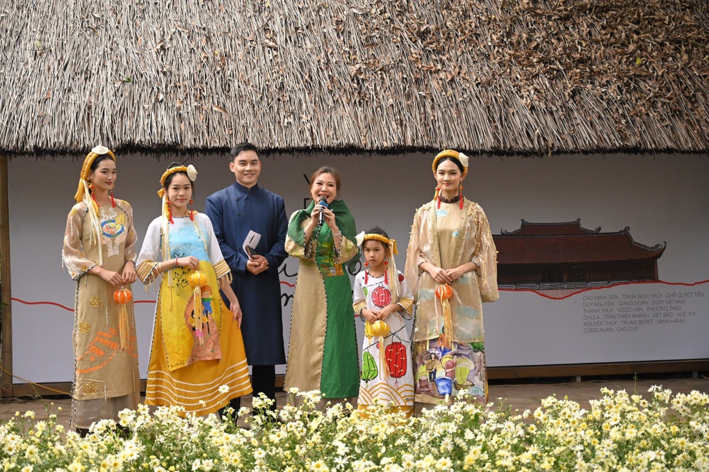 Trăn trở của Nhà thiết kế Minh Hạnh về áo dài và di sản - 1 Trăn trở của Nhà thiết kế Minh Hạnh về áo dài và di sản - 1