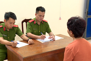 Người phụ nữ nhận làm lễ giải bùa ngải, se duyên trên TikTok để lừa đảo