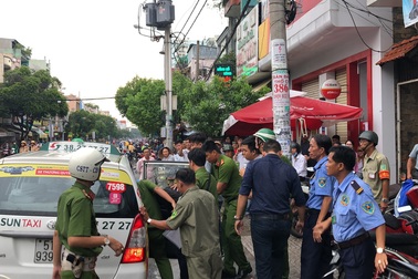 Vụ xông vào ngân hàng dí dao, cướp tiền: Nghi can dương tính ma tuý