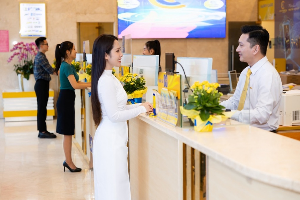 Giao dịch ngân hàng đầu năm: Rước vận may sung túc - 1