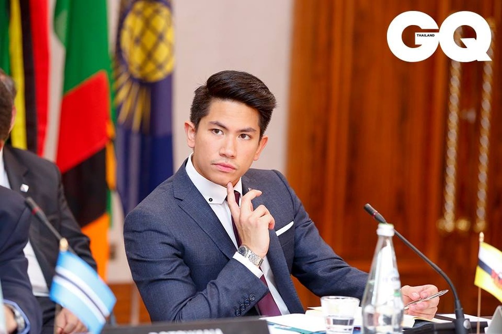 Thực hư chuyện Hoàng tử Brunei mang giày 17 triệu USD sang Việt Nam tìm vợ? - 5 Thực hư chuyện Hoàng tử Brunei mang giày 17 triệu USD sang Việt Nam tìm vợ? - 5