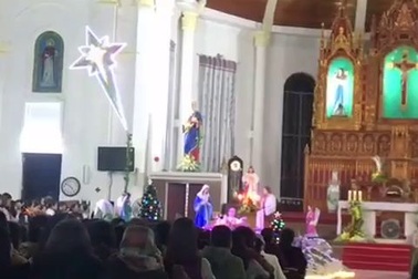 Hàng nghìn giáo dân dự lễ vọng Giáng sinh