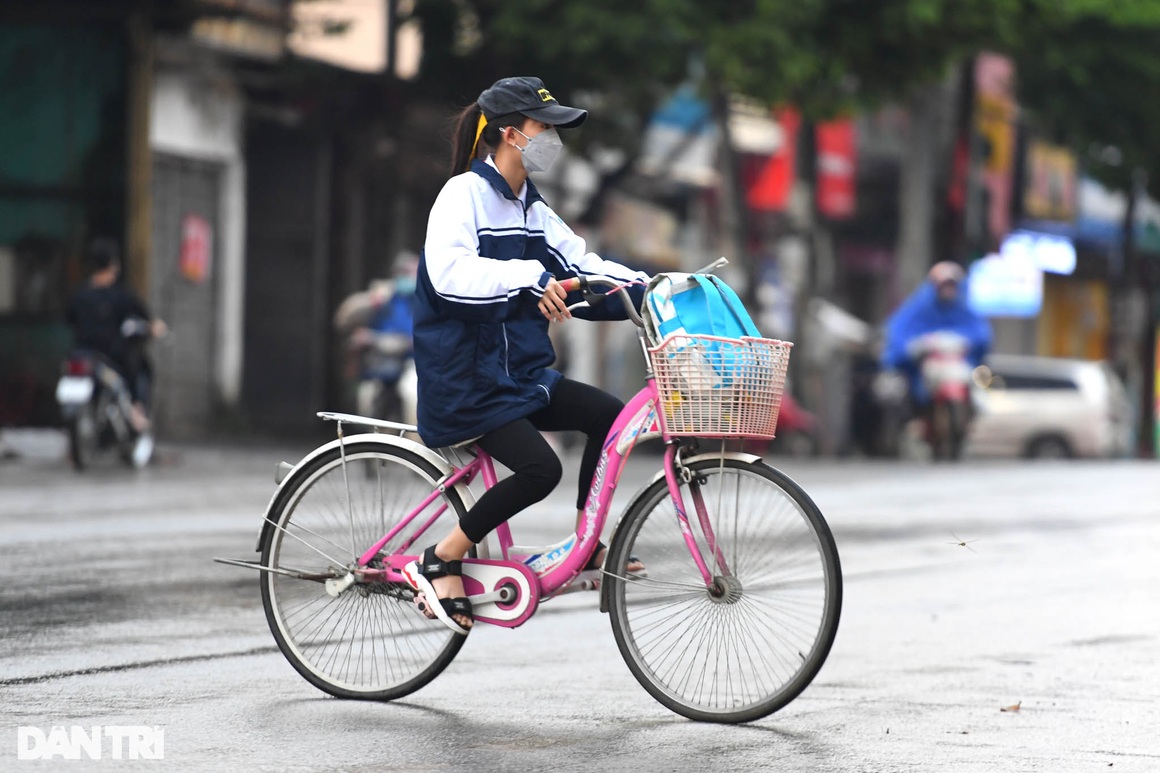 Học sinh mất ngủ, mong được gặp bạn bè, thầy cô trong ngày trở lại trường - 2 Học sinh mất ngủ, mong được gặp bạn bè, thầy cô trong ngày trở lại trường - 2