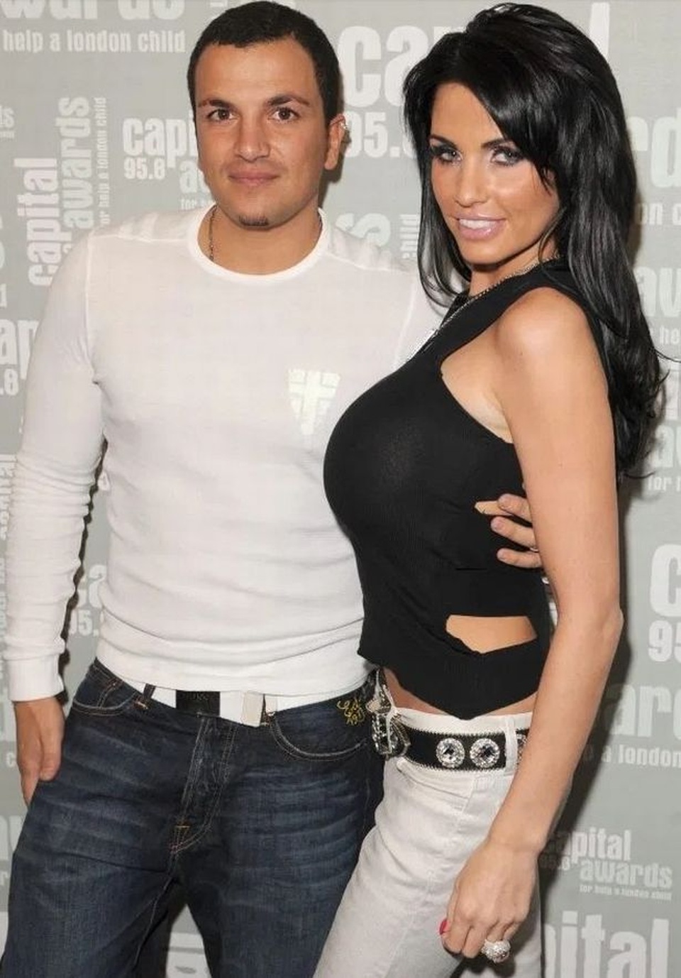 Người mẫu ngực khủng Katie Price đính hôn lần thứ 8 - 5 Người mẫu ngực khủng Katie Price đính hôn lần thứ 8 - 5