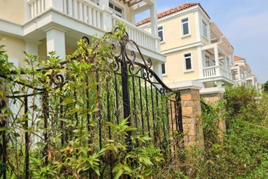 Qua thời lãi nhân đôi, biệt thự triệu USD khó tìm được khách mua
