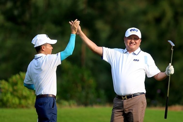 Vượt qua hơn 2000 đối thủ, Golfer Thái Trung Hiếu đăng quang vô địch FLC Golf Championship 2019