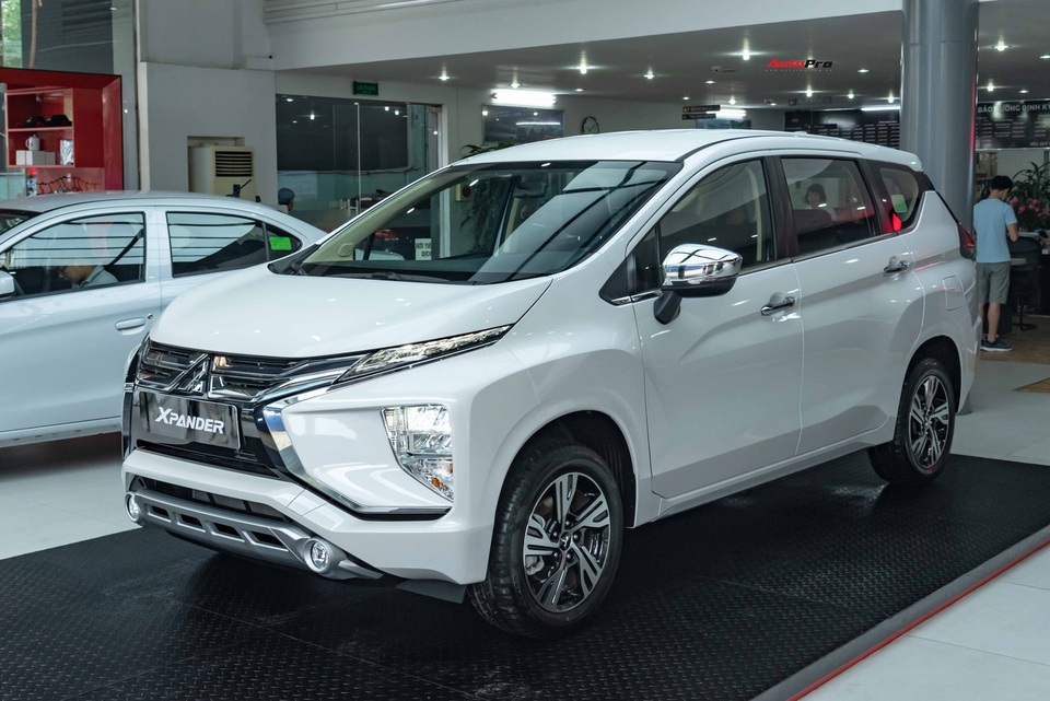Hết được sùng bái, nhiều mẫu xe thiên thần trượt dài doanh số ở Việt Nam - 4 Hết được sùng bái, nhiều mẫu xe thiên thần trượt dài doanh số ở Việt Nam - 4