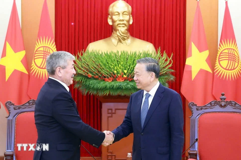 Kết quả chuyến thăm Việt Nam của Thủ tướng Kyrgyzstan - 1 Kết quả chuyến thăm Việt Nam của Thủ tướng Kyrgyzstan - 1
