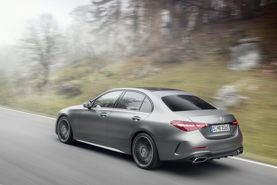 Mercedes-Benz C-Class 2022 chính thức ra mắt, vẫn là S-Class thu nhỏ - 12 Mercedes-Benz C-Class 2022 chính thức ra mắt, vẫn là S-Class thu nhỏ - 12