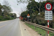 "Ma trận" biển báo giao thông: Chi chít số khiến tài xế hoa mắt