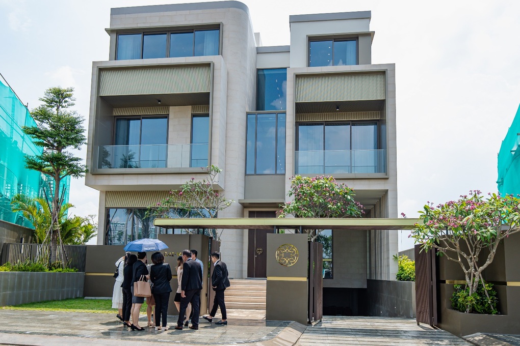 Dinh thự hàng hiệu đáp ứng gu giới siêu giàu tại khu Đông TPHCM - 5 Dinh thự hàng hiệu đáp ứng gu giới siêu giàu tại khu Đông TPHCM - 5