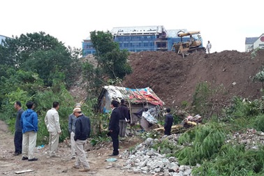 Hà Nội: Cưỡng chế hàng loạt công trình “xẻ thịt” dự án công viên Cầu Giấy