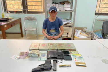 Hai chiến sĩ công an bị thương khi vây bắt tội phạm ma túy