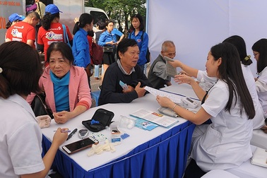 Bệnh không lây nhiễm - “sát thủ” hàng đầu với người dân Việt