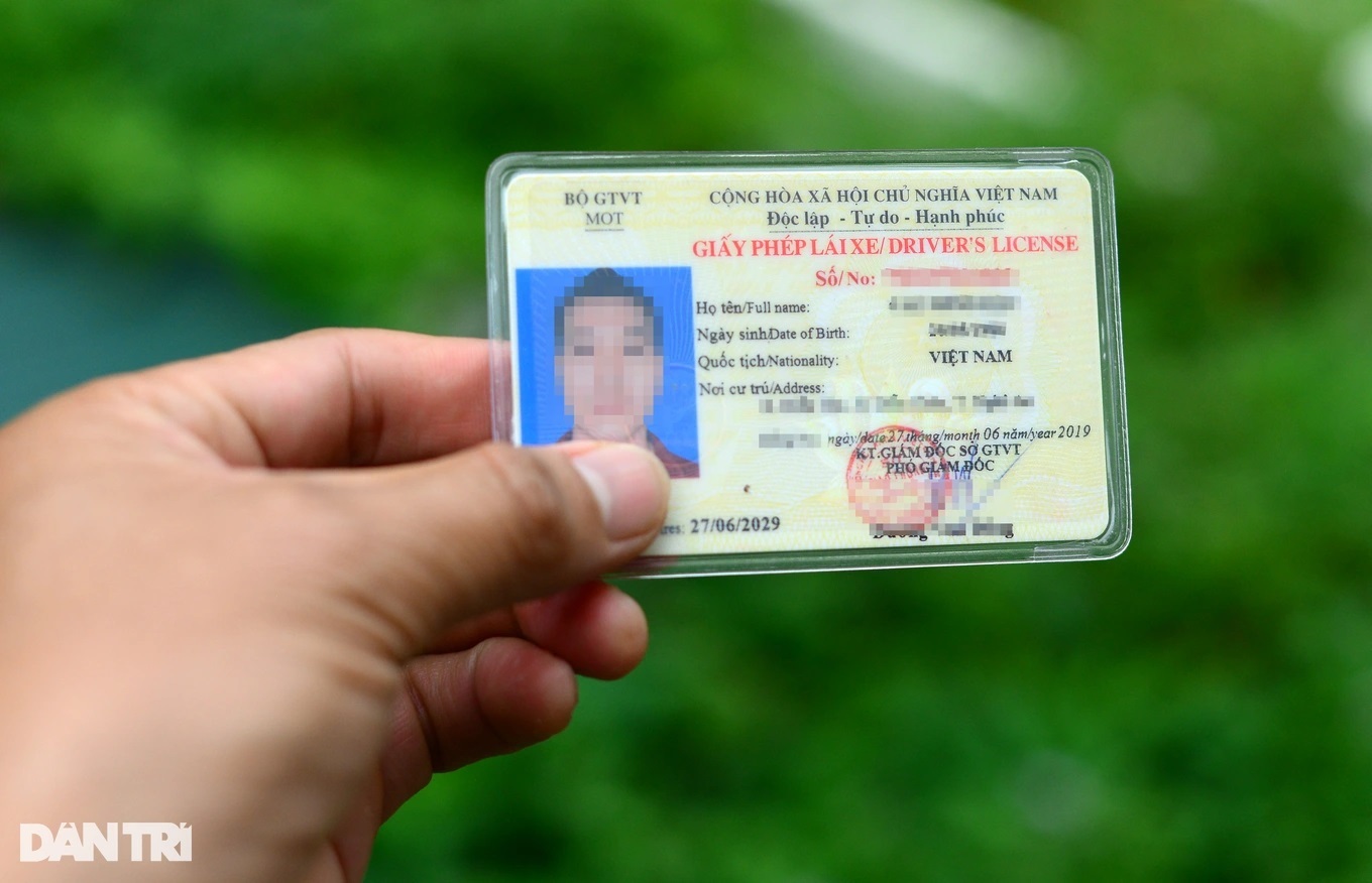 Tài xế mòn mỏi chờ bằng lái, mong được tích hợp thẳng vào VNeID - 3 Tài xế mòn mỏi chờ bằng lái, mong được tích hợp thẳng vào VNeID - 3