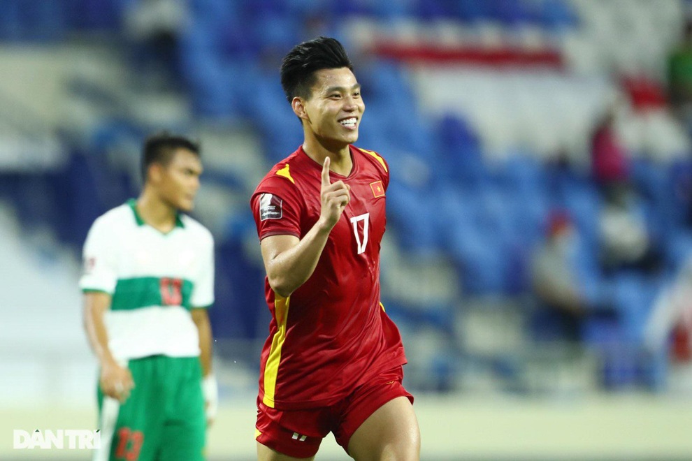 Báo Hàn Quốc: HLV Park nở nụ cười trước đồng nghiệp Shin Tae Yong - 1 Báo Hàn Quốc: HLV Park nở nụ cười trước đồng nghiệp Shin Tae Yong - 1