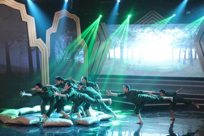 Chương trình là lời tri ân sâu sắc gửi đến các anh hùng, liệt sĩ, người có công với cách mạng.