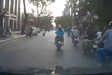 Hút chết trước mũi ôtô