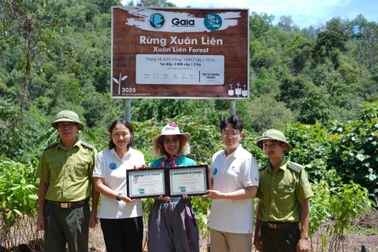 Kỷ niệm 2 năm hoạt động, Lotte Mall West Lake Hanoi gieo 2.000 cây xanh bản địa