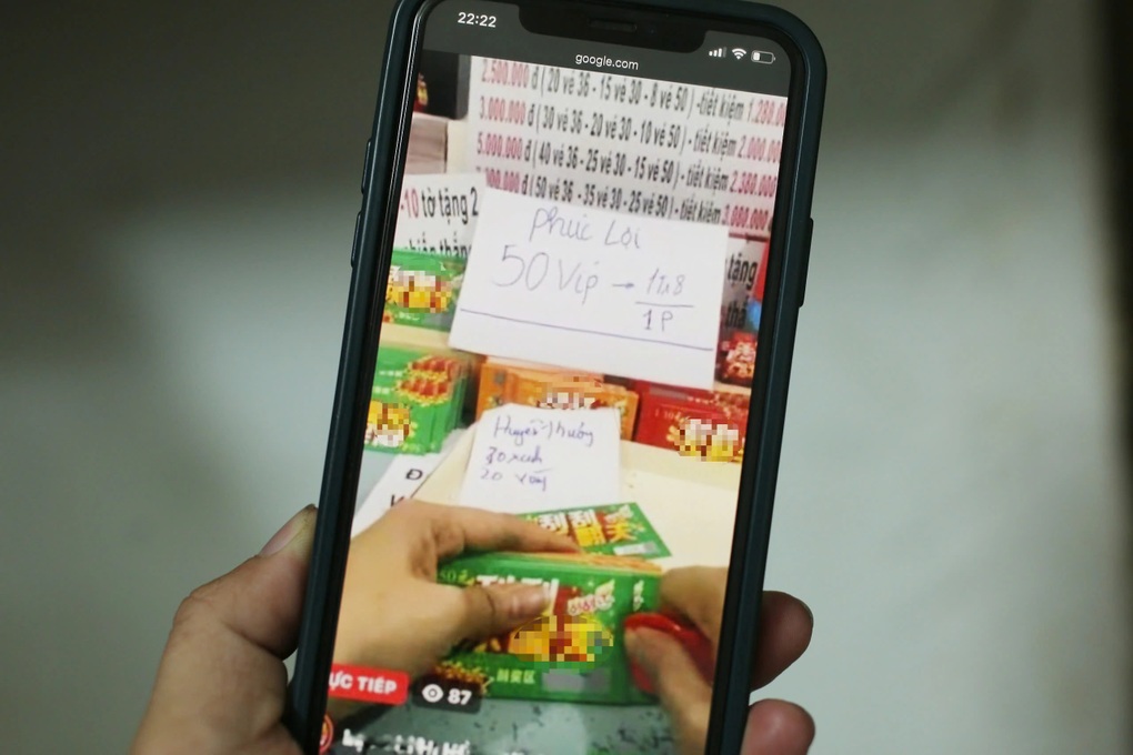 Chơi xổ số qua Facebook, người phụ nữ ở Tây Ninh mất gần 200 triệu đồng - 1 Chơi xổ số qua Facebook, người phụ nữ ở Tây Ninh mất gần 200 triệu đồng - 1