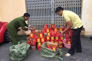 Liên tiếp bắt giữ 2 vụ pháo lậu với trọng lượng 164 kg