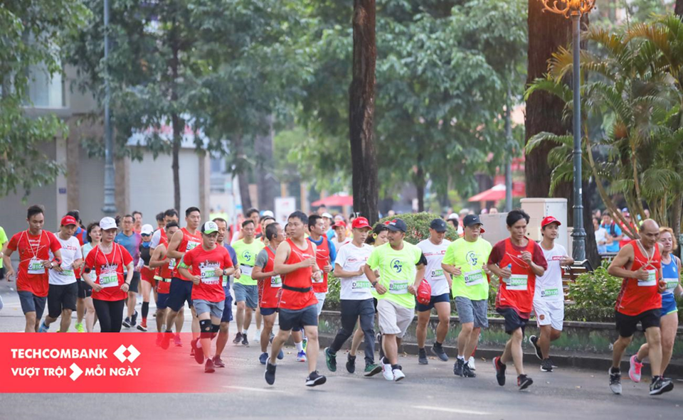 Techcombank marathon: Cùng cộng đồng vượt trội hơn mỗi ngày trong bình thường mới - 1 Techcombank marathon: Cùng cộng đồng vượt trội hơn mỗi ngày trong bình thường mới - 1