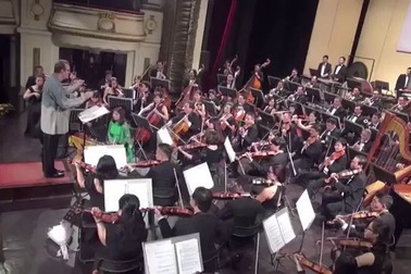 Tác phẩm "Cụ Rùa" được thể hiện với dàn nhạc và đàn bầu