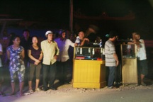 Chợ Nong cũ cháy lớn trong đêm, tiểu thương trào nước mắt