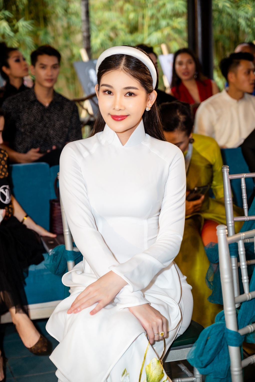 Hoa hậu Lê Âu Ngân Anh xuất hiện bên dàn nghệ sĩ sau chia sẻ sắp kết hôn - 1 Hoa hậu Lê Âu Ngân Anh xuất hiện bên dàn nghệ sĩ sau chia sẻ sắp kết hôn - 1