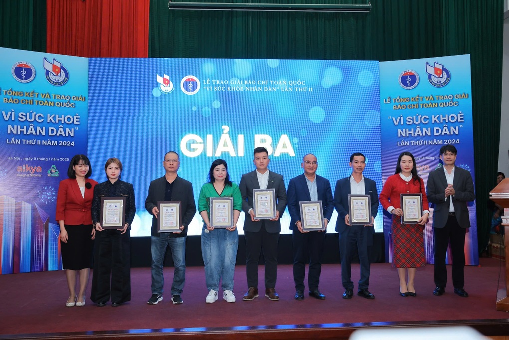 Báo Dân trí đoạt giải Ba giải Báo chí toàn quốc Vì Sức khỏe nhân dân - 2 Báo Dân trí đoạt giải Ba giải Báo chí toàn quốc Vì Sức khỏe nhân dân - 2
