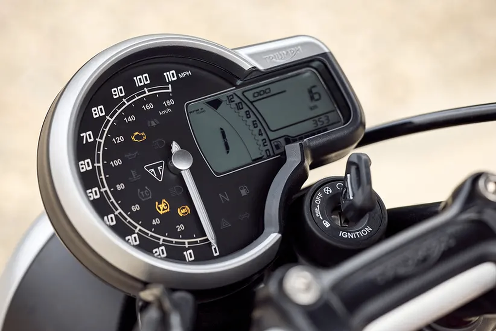 Dân chơi motor Việt sắp có thêm lựa chọn xe Triumph giá dưới 200 triệu đồng - 5 Dân chơi motor Việt sắp có thêm lựa chọn xe Triumph giá dưới 200 triệu đồng - 5