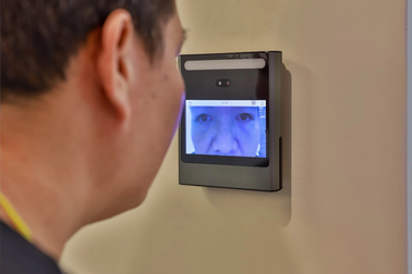 Công nghệ sinh trắc học, lợi ích và rủi ro