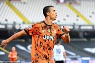 Giành danh hiệu Vua phá lưới Serie A, C.Ronaldo đi vào lịch sử