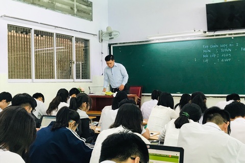 “Thưởng Tết” cuối năm: Giáo viên TPHCM nhận hàng chục triệu đồng