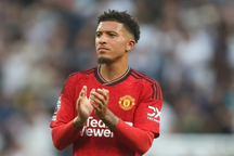 Jadon Sancho lĩnh hậu quả sau tâm thư chỉ trích HLV Ten Hag