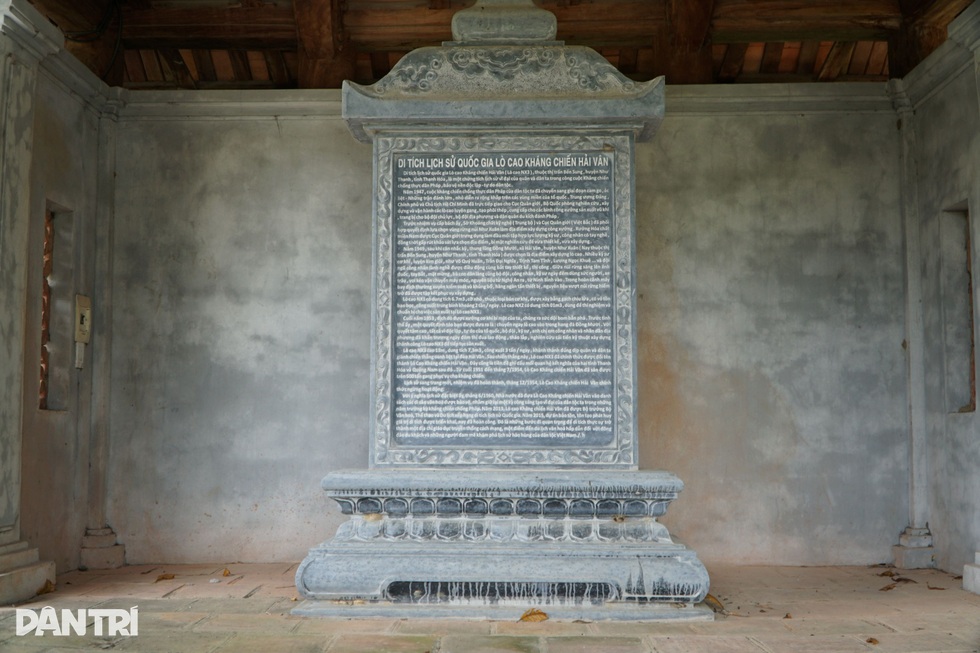 Kỳ tích trong hang đá ở thung lũng Đồng Mười - 2 Kỳ tích trong hang đá ở thung lũng Đồng Mười - 2
