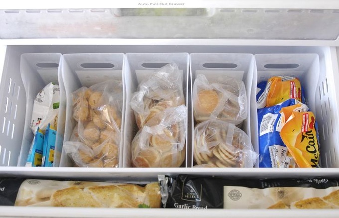 8 tips để bạn xử đẹp chiếc tủ lạnh đang ngổn ngang nhìn mà chán chả buồn nói - Ảnh 8. 8 tips để bạn xử đẹp chiếc tủ lạnh đang ngổn ngang nhìn mà chán chả buồn nói - Ảnh 8.