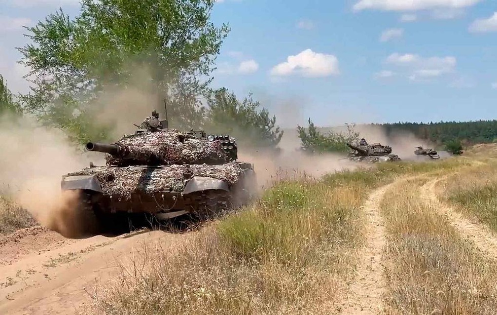 Ukraine đang chơi canh bạc nguy hiểm, Nga sắp ra đòn quyết định? - 2 Ukraine đang chơi canh bạc nguy hiểm, Nga sắp ra đòn quyết định? - 2