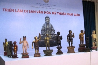 Chiêm ngưỡng tôn tượng Phật đản sinh qua nhiều thế kỷ