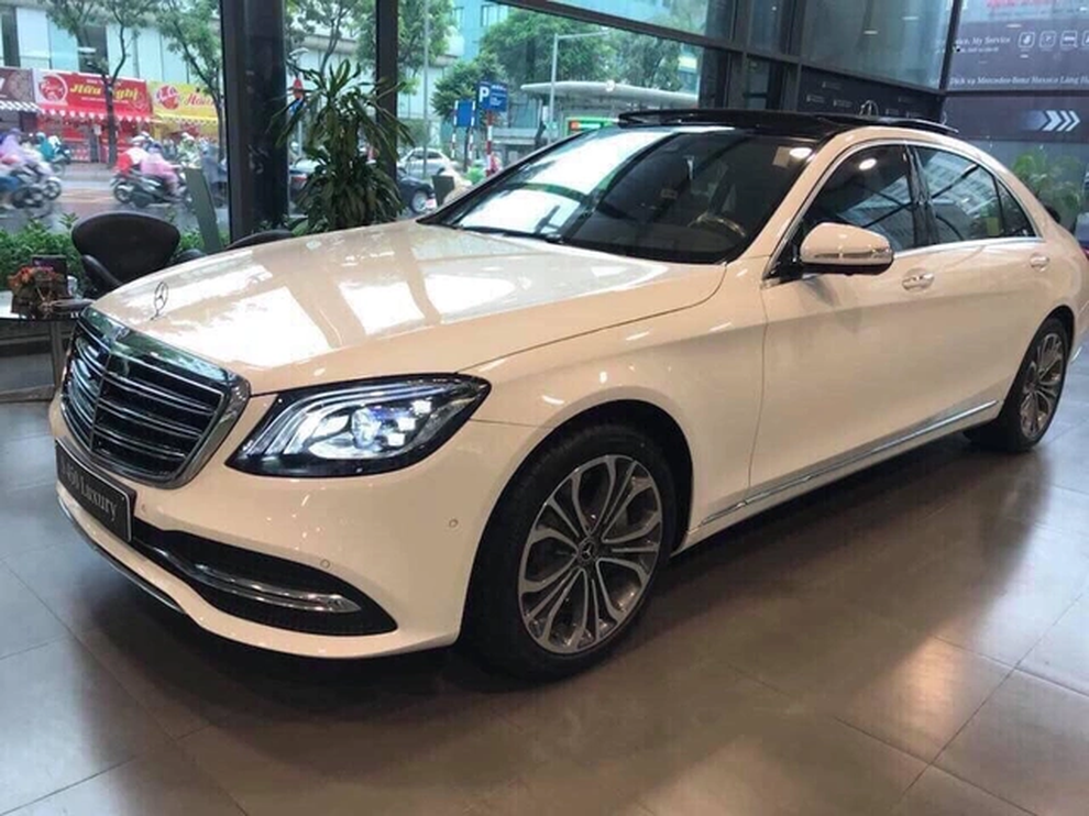 Người mua ô tô hưởng lợi hàng trăm triệu đồng khi giảm 50% phí trước bạ - 2 Người mua ô tô hưởng lợi hàng trăm triệu đồng khi giảm 50% phí trước bạ - 2